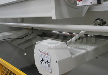 后擋料.jpg 后擋料.jpg