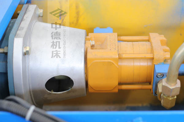 ZDPK-10032采用國(guó)內(nèi)一流品牌電機(jī)及油泵，動(dòng)力強(qiáng)勁，噪音低